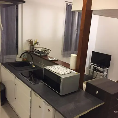 Apartament Charmant Studio Nice